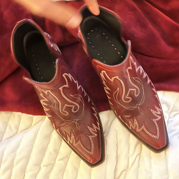 Ariat red Dixon booties - Picture 3 of 4